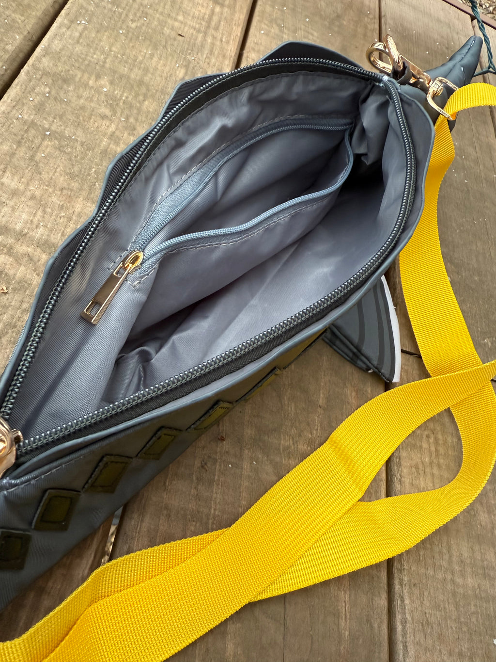 Sturgeon Messenger Bag